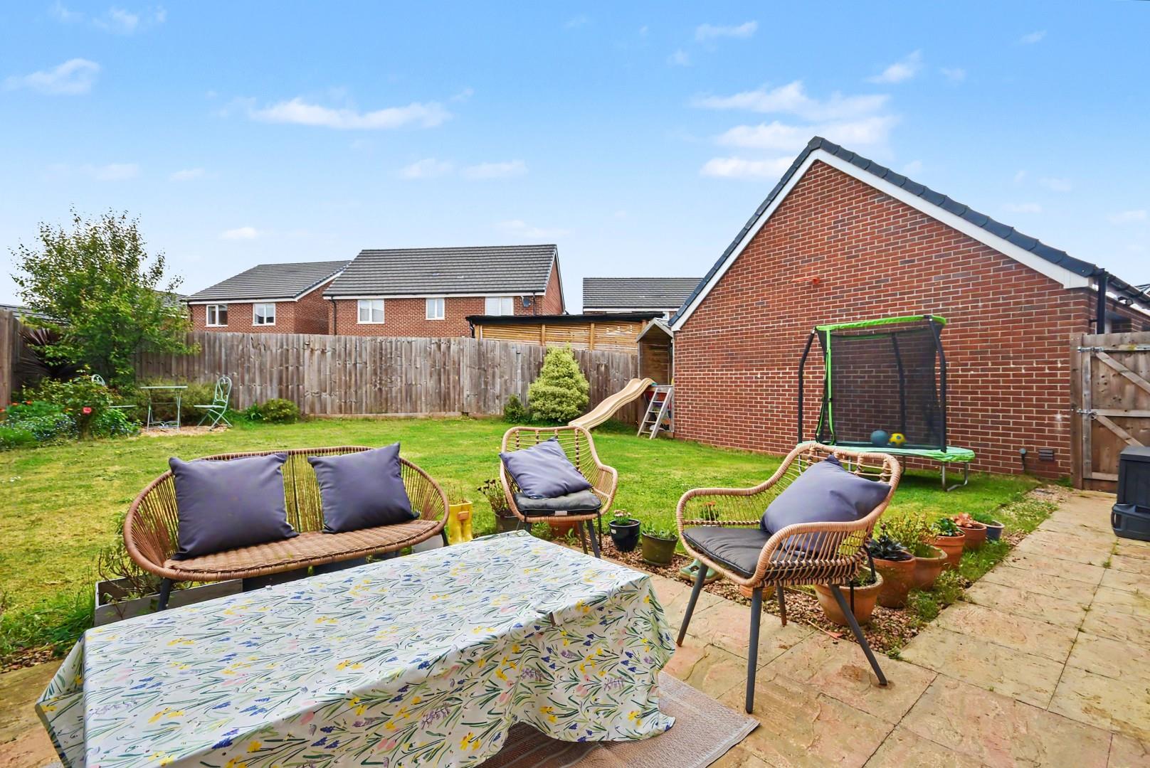 3 Flat Holm Close, Sully, CF64 5WJ